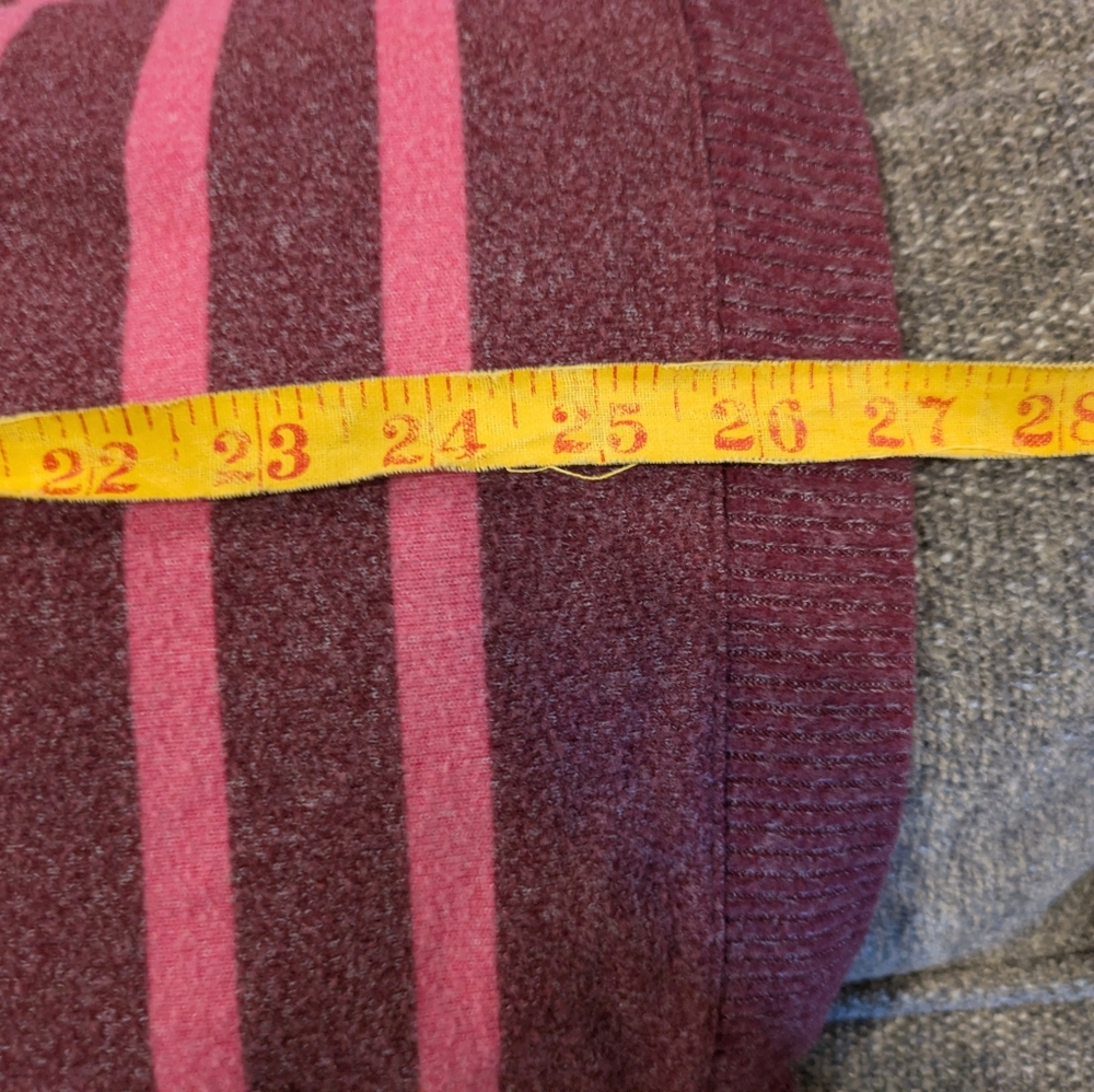 🔴3/$15 Maurices Striped V-Neck top in Dusty Rose & Pink - Picture 12 of 13